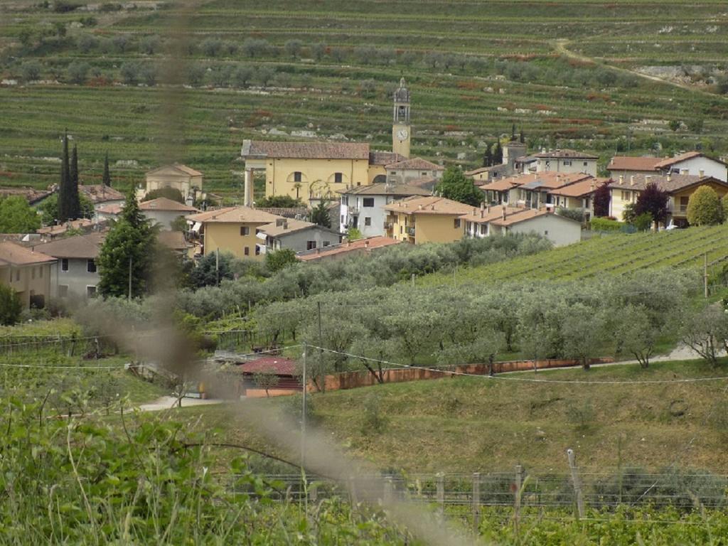 Due Archi SantʼAmbrogio di Valpolicella Exterior foto